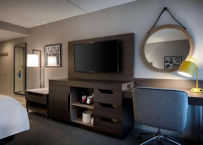 Hampton Inn By Hilton Boston/Cambridge
